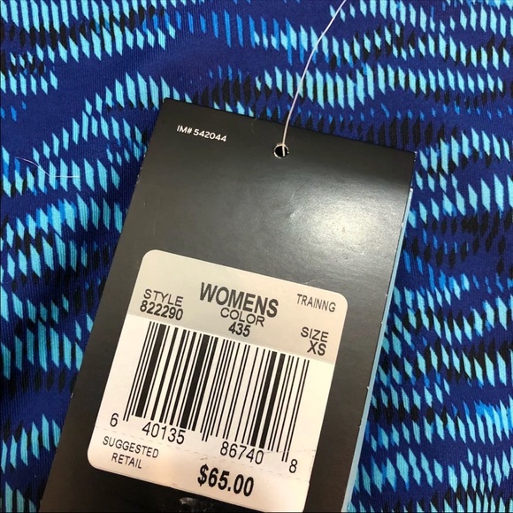 SOLD NIKE | Pro Leggings - Picture 5 of 8